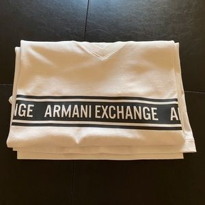 White and black Armani exchange tee shirt